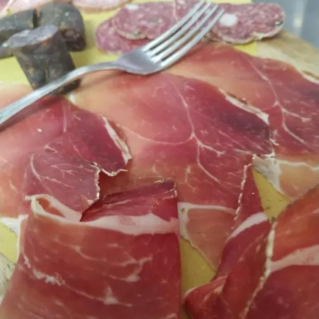 בית הארחה Rifugio Garulla