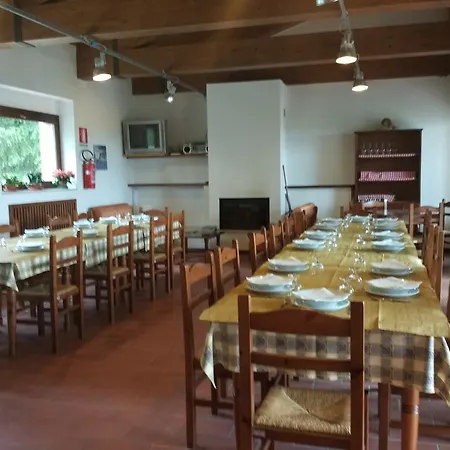 招待所 Rifugio Garulla 3*